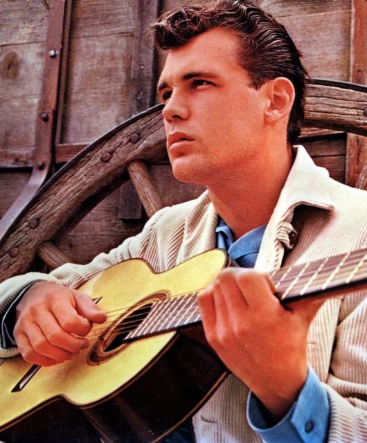 Duane Eddy dies aged 86